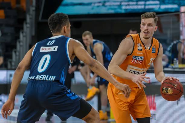 球队成绩出 球队成绩出